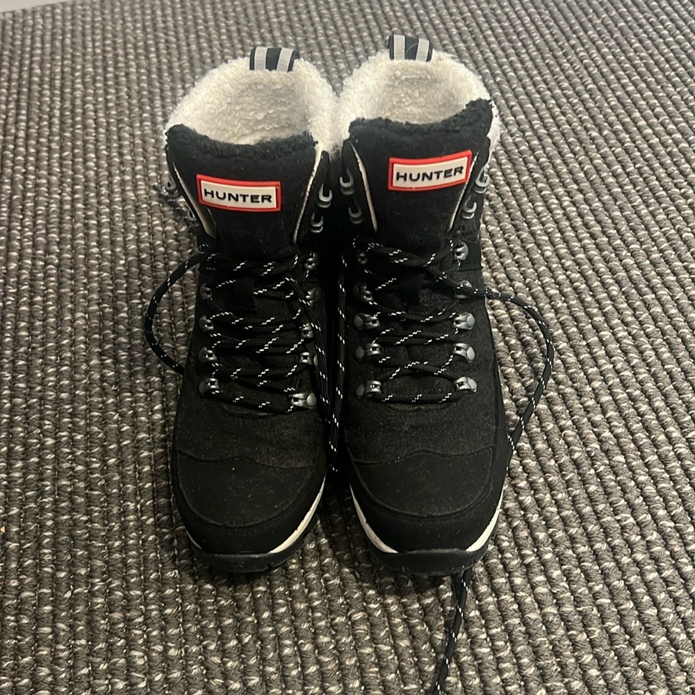 HUNTER Winter Boots | Size 6